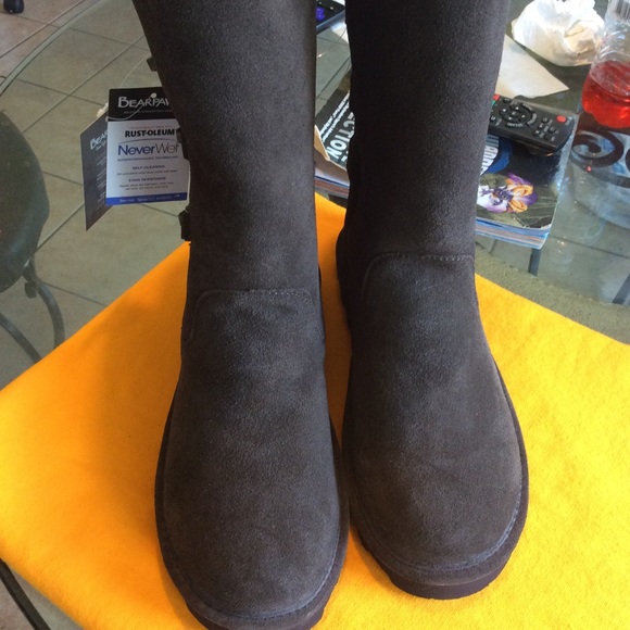 BearPaw Jenna Dark Brown Suede Boots Size 10/41, NWT (NWOB) - Picture 2 of 15